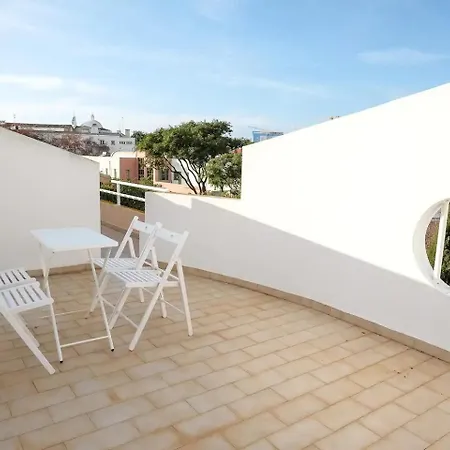 Appartement Casa Lomila Belavista - Roof Terrace & 2 Balconies Tavira