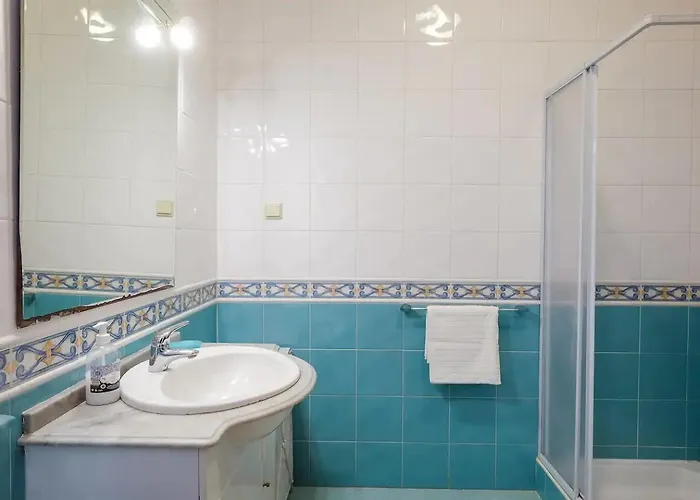 Casa Lomila Belavista - Roof Terrace & 2 Balconies Apartament *